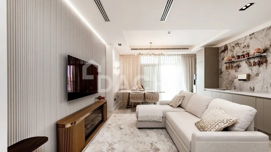 Appartement de 2 chambres à The Crescent, UAE No. 1553 № 3