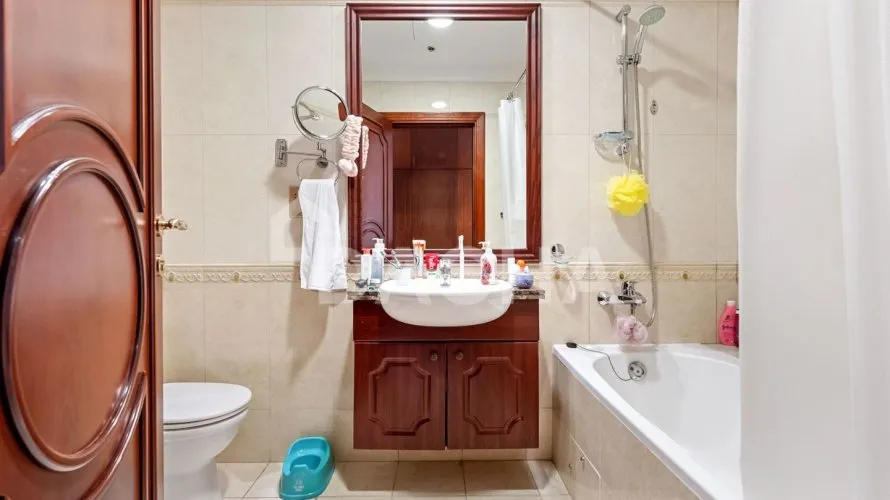 Appartement de 2 chambres à The Crescent, UAE No. 1569 № 12