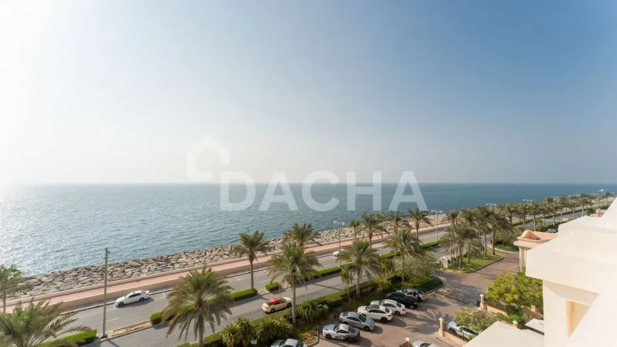 Appartement de 2 chambres à The Crescent, UAE No. 1581 № 16