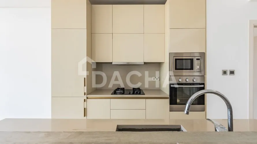 Appartement de 2 chambres à The Crescent, UAE No. 1537 № 8