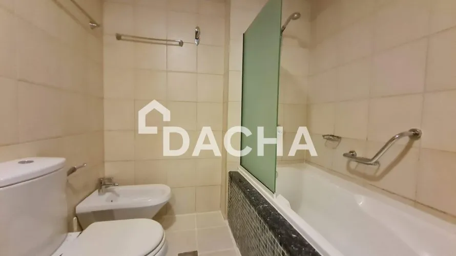 Appartement de 2 chambres à Shoreline Apartments, UAE No. 1585 № 12