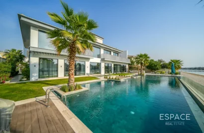 Villa de 5 chambres à Palm Jumeirah, UAE No. 2051
