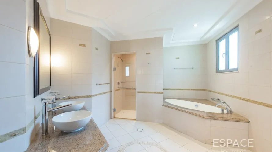 Villa de 4 chambres à Palm Jumeirah, UAE No. 2046 № 9