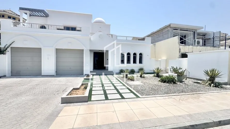 Villa de 5 chambres à Garden Homes, UAE No. 1982