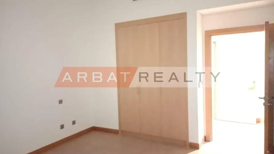 Appartement de 3 chambres à Shoreline Apartments, UAE No. 2018 № 15