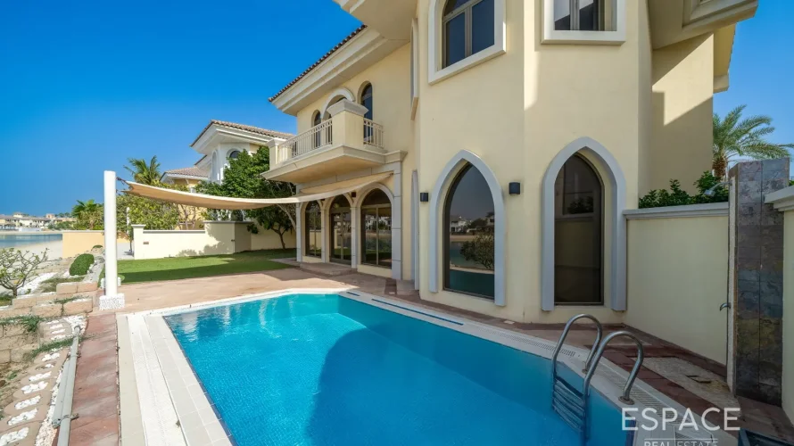 Villa de 4 chambres à Palm Jumeirah, UAE No. 2040 № 3