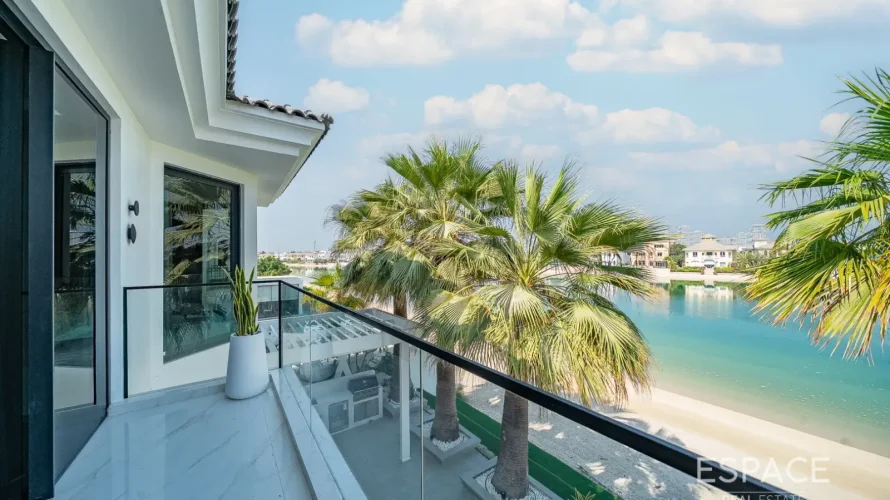 Villa de 4 chambres à Palm Jumeirah, UAE No. 2050 № 4