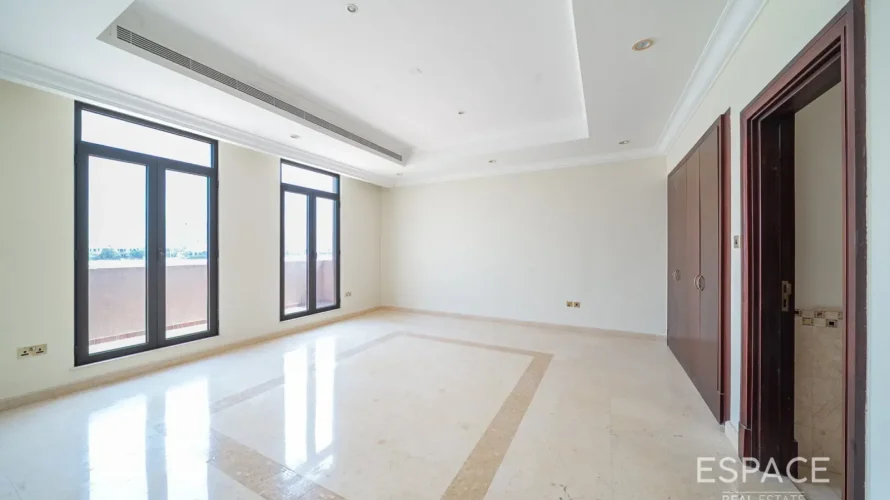 Villa de 6 chambres à Palm Jumeirah, UAE No. 2033 № 9