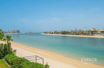 Villa de 4 chambres à Palm Jumeirah, UAE No. 2055