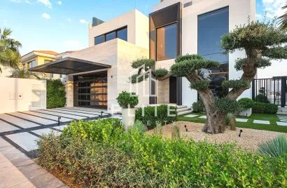 Villa de 5 chambres à Palm Jumeirah, UAE No. 2006