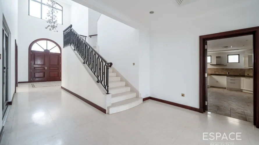 Villa de 4 chambres à Palm Jumeirah, UAE No. 2040 № 15