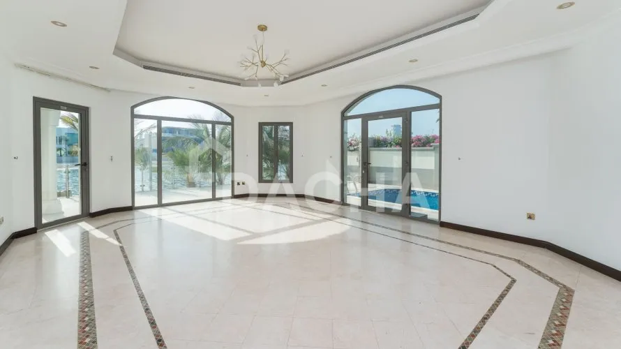 Villa de 5 chambres à Garden Homes, UAE No. 2291 № 1