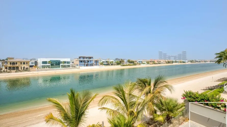 Villa de 5 chambres à Garden Homes, UAE No. 2347 № 11