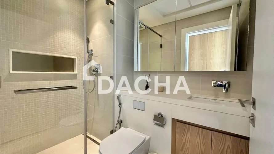 Appartement de 2 chambres à The Crescent, UAE No. 2292 № 8