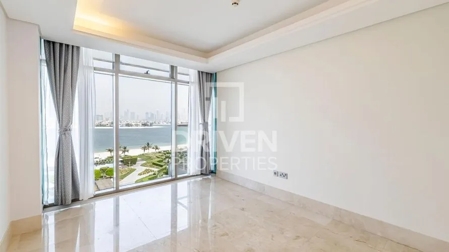 Appartement de 3 chambres à The Crescent, UAE No. 2755