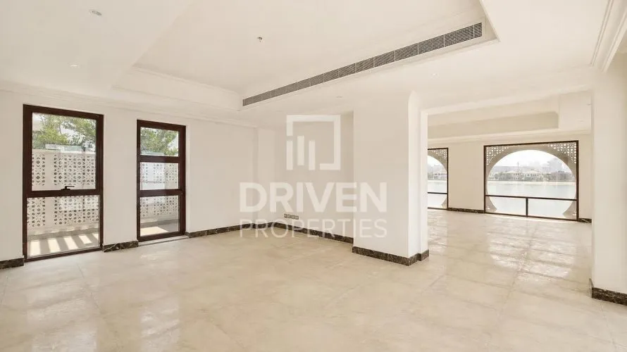 Villa de 5 chambres à Signature Villas, UAE No. 2752 № 26