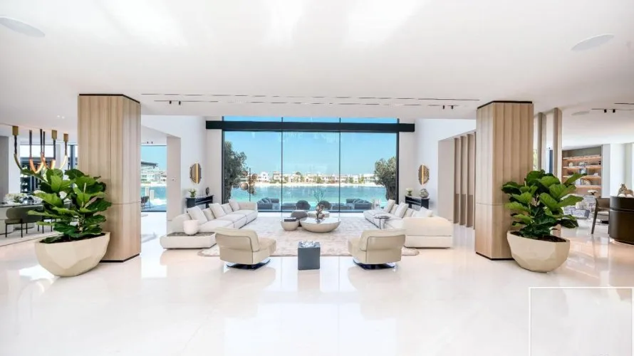 Villa de 6 chambres à Signature Villas, UAE No. 2730 № 1