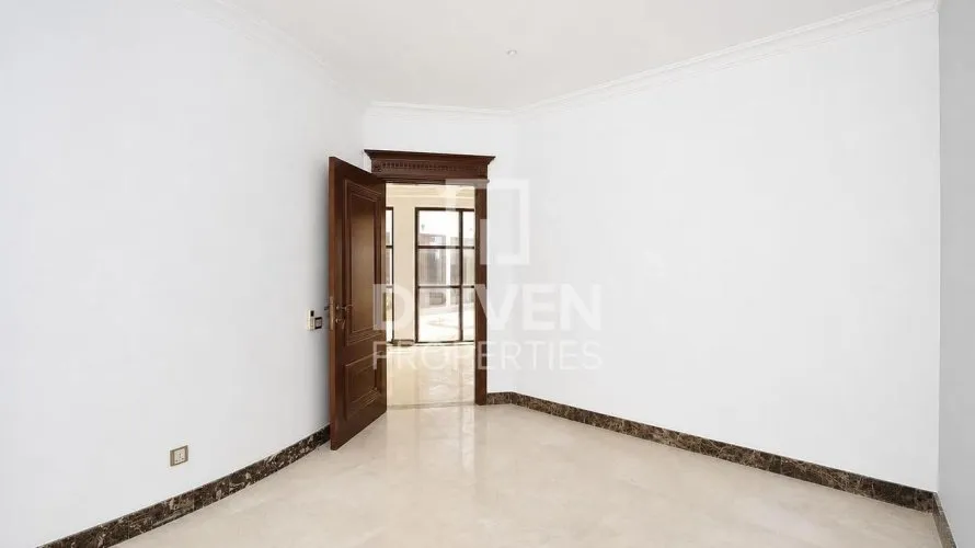 Villa de 5 chambres à Signature Villas, UAE No. 2754 № 13