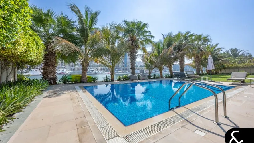 Вилла с 6 спальнями в  Signature Villas, Пальма Джумейра, Дубай, ОАЭ №1051 № 4