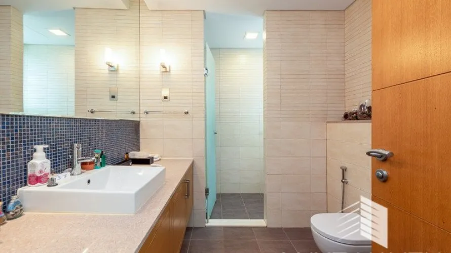 Квартира с 3 спальнями в  Marina Residences, Пальма Джумейра, Дубай, ОАЭ №248 № 2