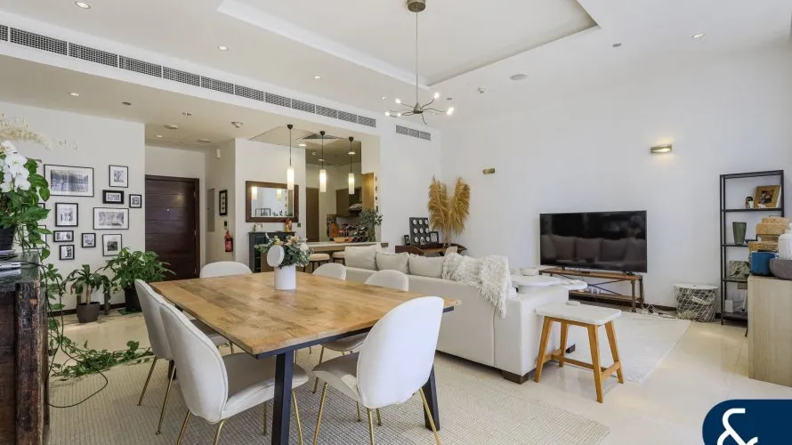 Квартира с 1 спальней в  Tiara Residences, Пальма Джумейра, Дубай, ОАЭ №1369 № 1