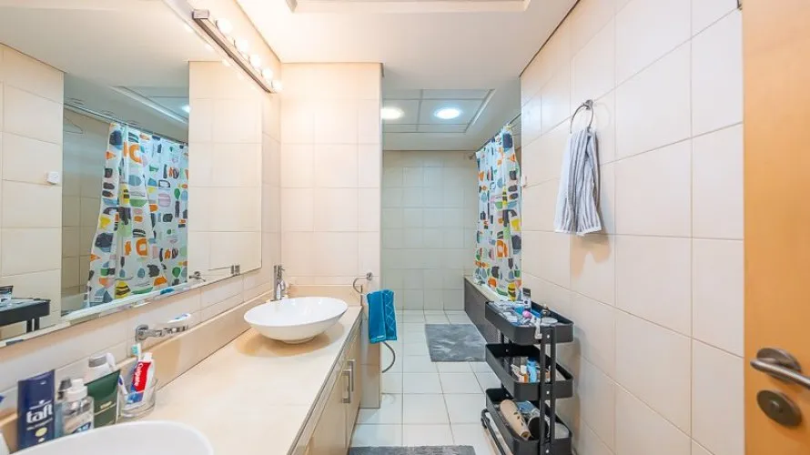 Квартира с 2 спальнями в  Shoreline Apartments, Пальма Джумейра, Дубай, ОАЭ №275 № 3