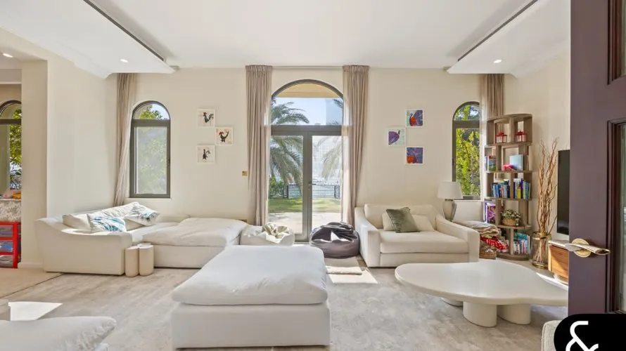 Вилла с 6 спальнями в  Signature Villas, Пальма Джумейра, Дубай, ОАЭ №1052 № 8