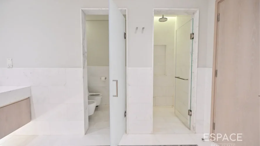 THE PALM TOWER в Пальма Джумейра, ОАЭ №15 № 7