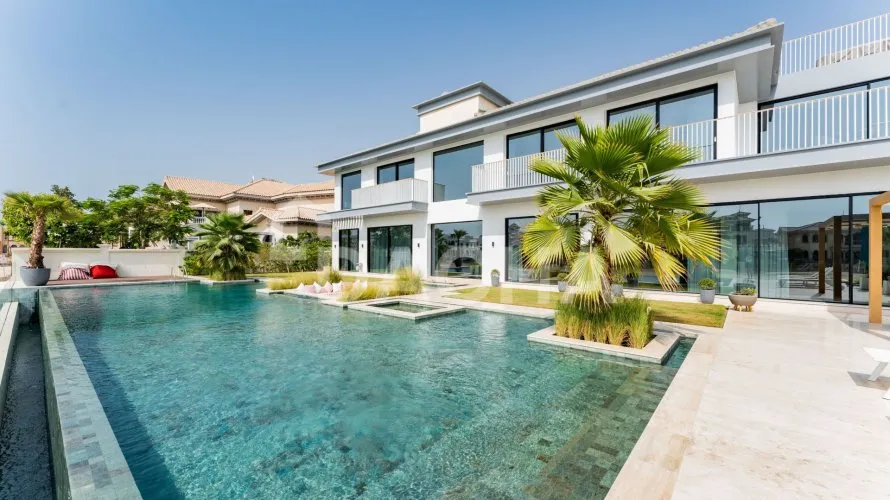 Вилла с 6 спальнями в  Signature Villas, Пальма Джумейра, Дубай, ОАЭ №1538 № 3
