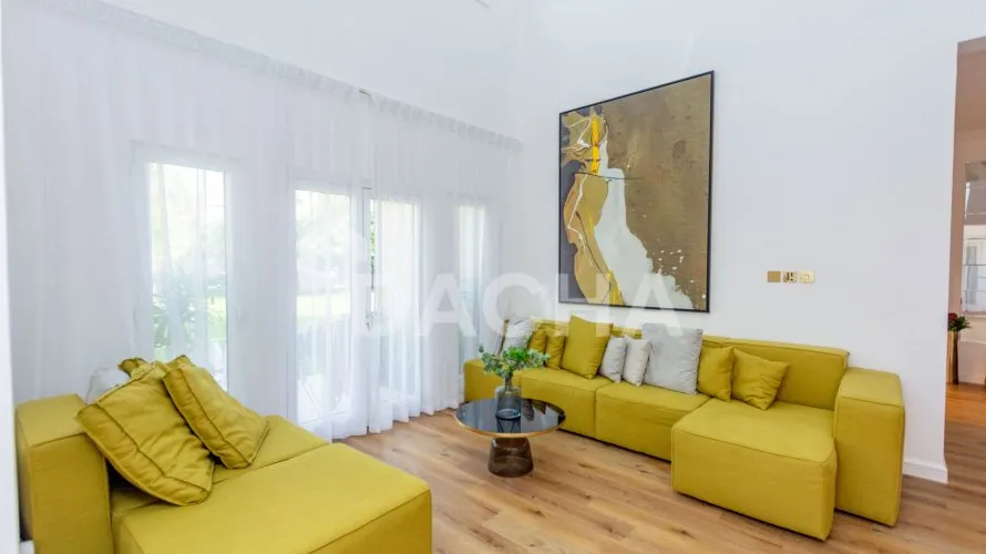 Вилла с 4 спальнями в  Canal Cove Villas, Пальма Джумейра, Дубай, ОАЭ №1653 № 7