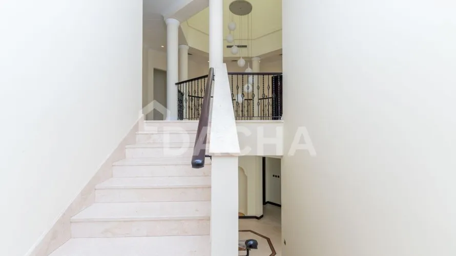 Вилла с 5 спальнями в Garden Homes, Пальма Джумейра, Дубай, ОАЭ №2291 № 8