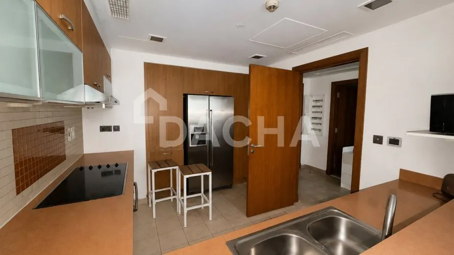 Квартира с 3 спальнями в Marina Residences, Пальма Джумейра, Дубай, ОАЭ №2517 № 8