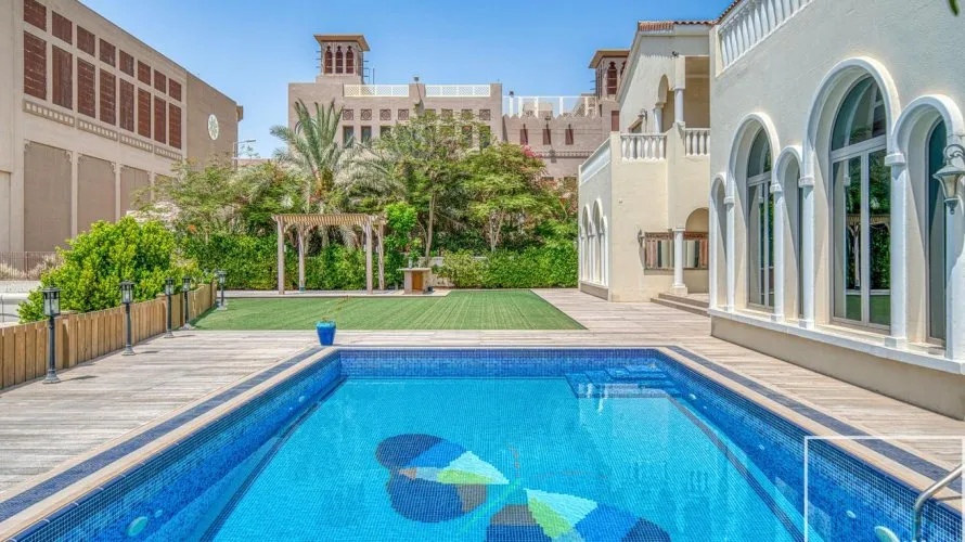 Вилла с 6 спальнями в Signature Villas, Пальма Джумейра, Дубай, ОАЭ №2731 № 1