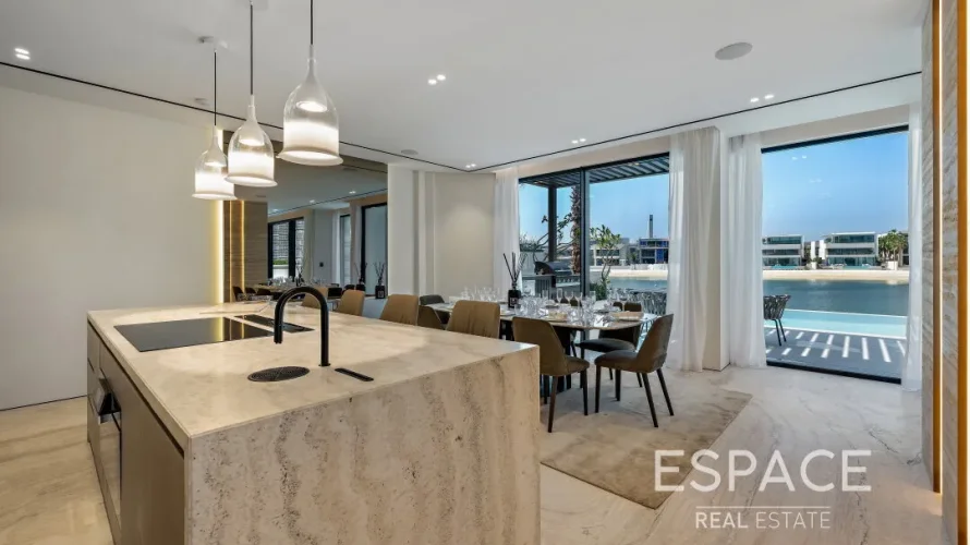 6 bedrooms villa for sale , Palm Jumeirah, Dubai, UAE No. 889 № 4