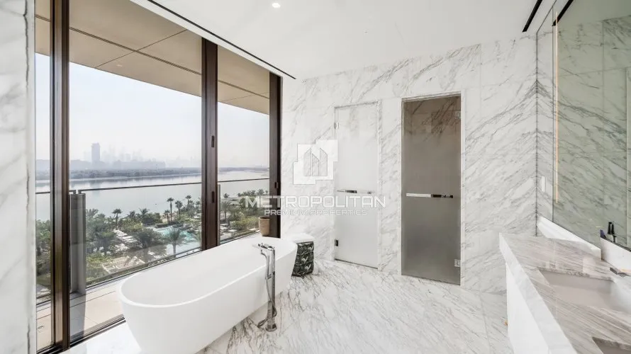 2 bedrooms apartment for sale , Palm Jumeirah, Dubai, UAE No. 1024 № 19