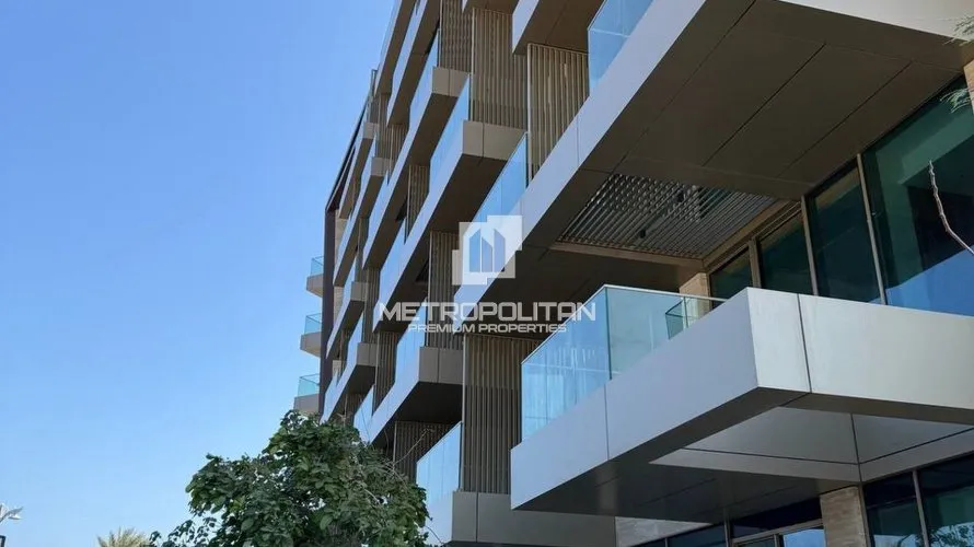 3 bedrooms apartment for sale , Palm Jumeirah, Dubai, UAE No. 445 № 11