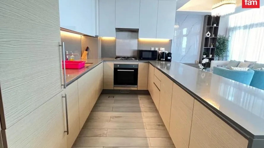 2 bedrooms apartment for sale , Palm Jumeirah, Dubai, UAE No. 250 № 12