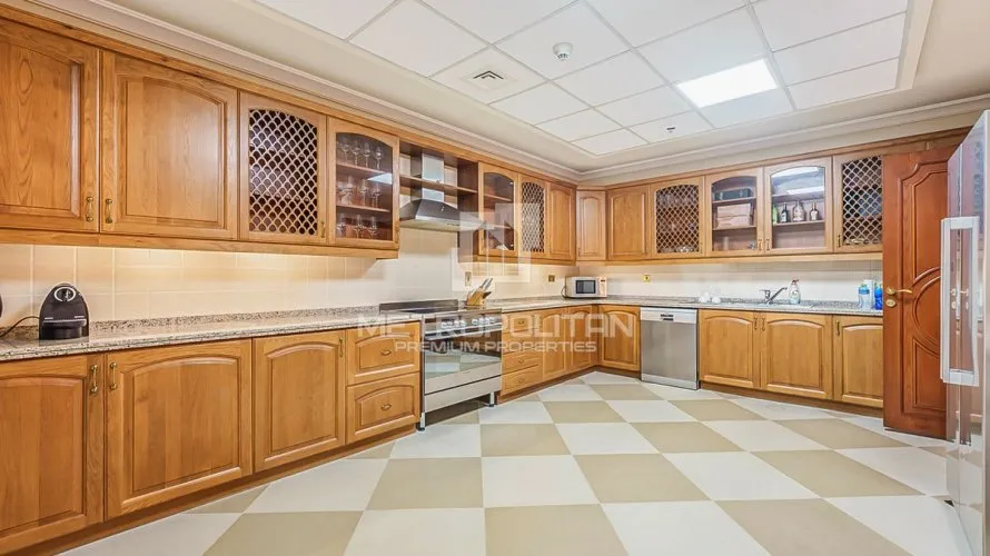 4 bedrooms apartment for sale , Palm Jumeirah, Dubai, UAE No. 942 № 14