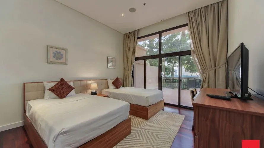 2 bedrooms apartment for sale , Palm Jumeirah, Dubai, UAE No. 1266 № 6