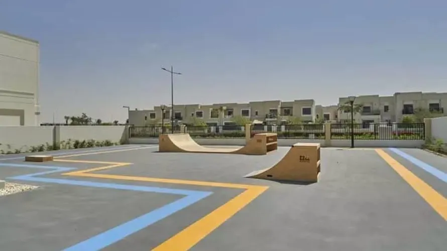 ONE CRESCENT in Palm Jumeirah, UAE No. 32 № 2