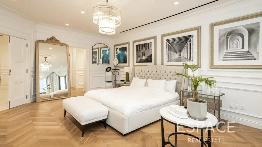 4 bedrooms villa for sale , Palm Jumeirah, Dubai, UAE No. 884 № 17