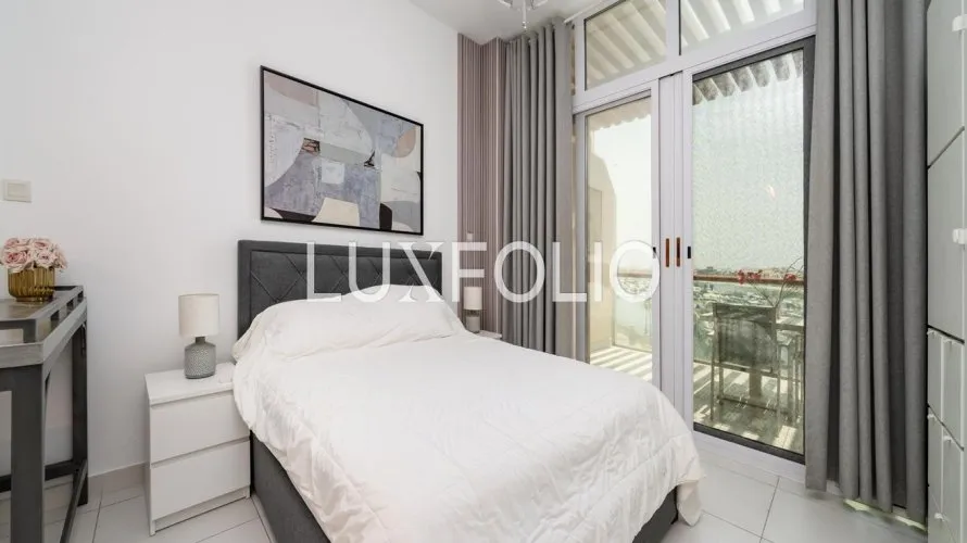 Studio apartment for sale , Palm Views, Palm Jumeirah, Dubai, UAE No. 647 № 4