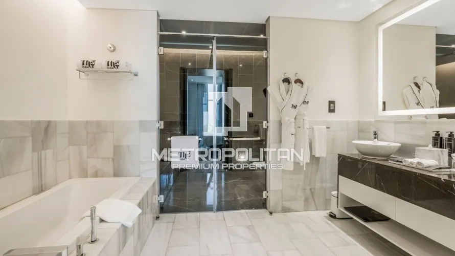 2 bedrooms apartment for sale , Palm Jumeirah, Dubai, UAE No. 348 № 19
