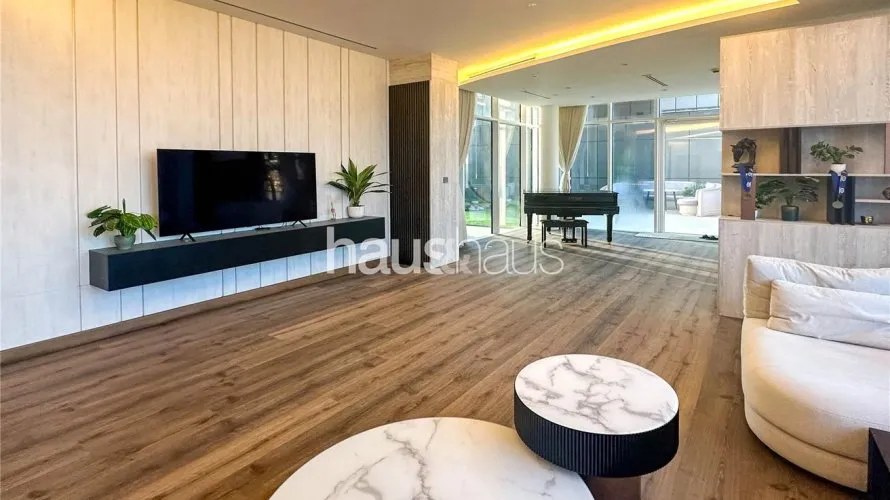 4 bedrooms penthouse for sale , Oceana, Palm Jumeirah, Dubai, UAE No. 559 № 1