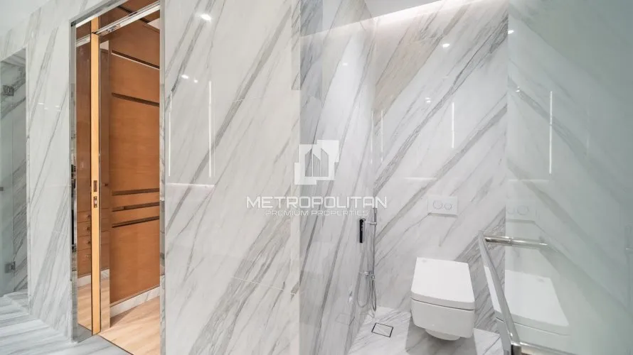 2 bedrooms apartment for sale , Palm Jumeirah, Dubai, UAE No. 989 № 20