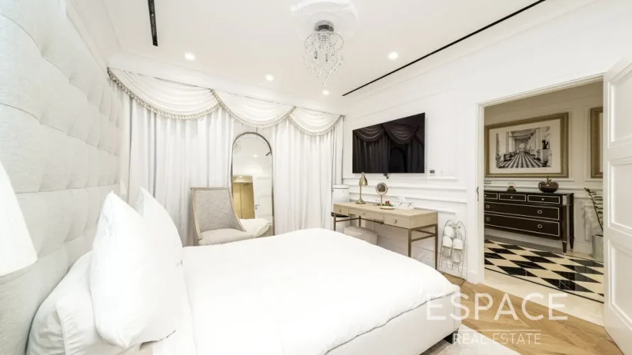 4 bedrooms villa for sale , Palm Jumeirah, Dubai, UAE No. 884 № 8