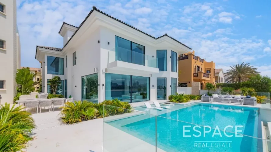 5 bedrooms villa for sale , Palm Jumeirah, Dubai, UAE No. 888