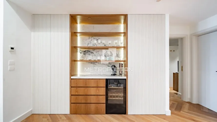 2 bedrooms apartment for sale , Palm Jumeirah, Dubai, UAE No. 1037 № 4