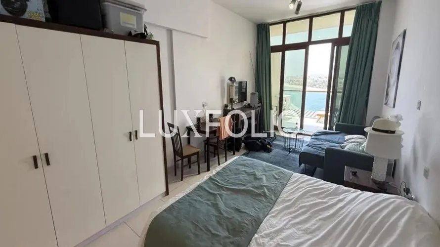 Studio apartment for sale , Palm Views, Palm Jumeirah, Dubai, UAE No. 630 № 3