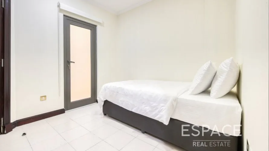 5 bedrooms villa for sale , Palm Jumeirah, Dubai, UAE No. 887 № 9